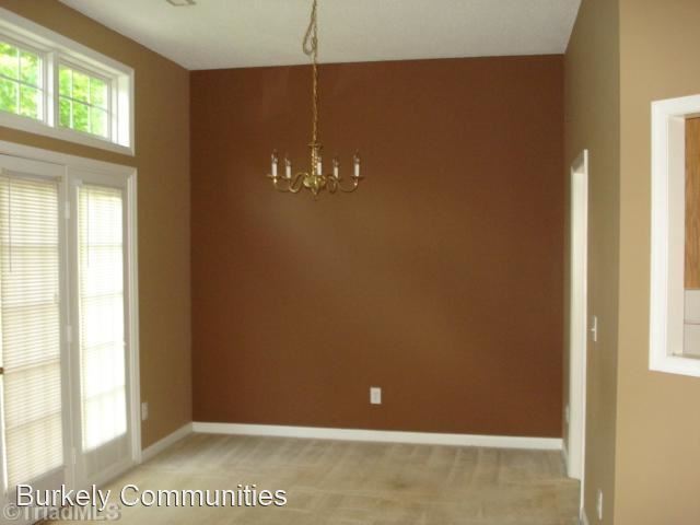 Building Photo - 3 br, 2 bath House - 8 Drakestone Ct.