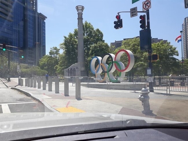 Foto del edificio - 300 W Peachtree St NW