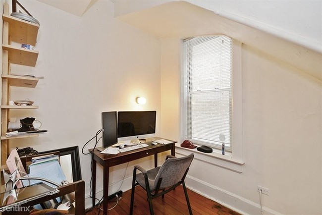 Building Photo - 850 N Wolcott Ave