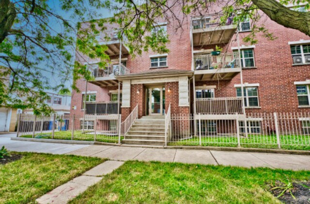 Foto del edificio - 3514 N Hamlin Ave