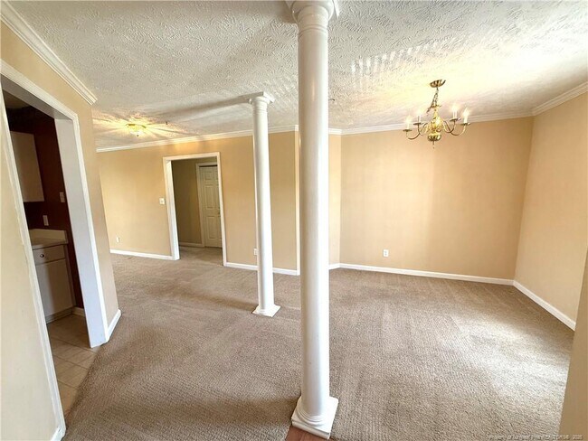 Foto del edificio - 361 Bubble Creek Ct