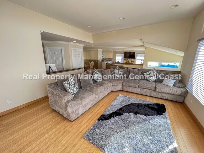 Building Photo - AVAILABLE NOW -  Luxury Home in Pismo Beac...