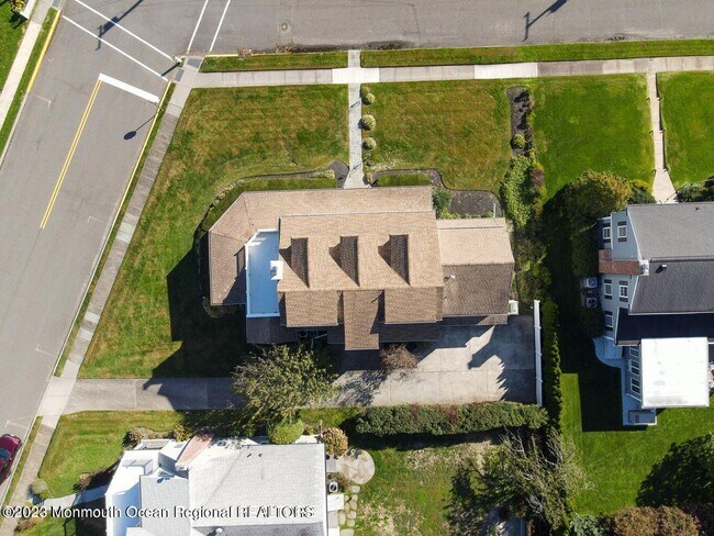 Foto del edificio - 16 Worthington Ave