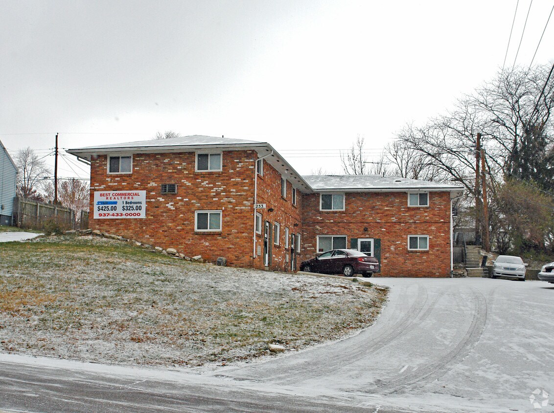 251 N Smithville Rd, Dayton, OH 45403 Apartments in Dayton, OH