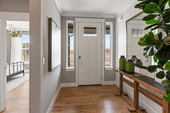 Building Photo - 1516 Wild Bill Way