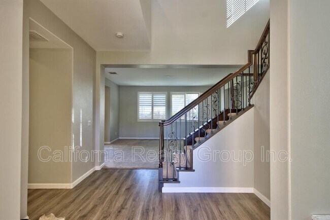 Foto del edificio - 36947 Bay Hill Dr