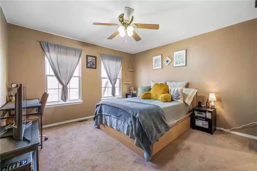 Foto del edificio - 894 W Peachtree Dr