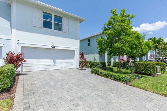 Foto del edificio - 869 Seabright Ave