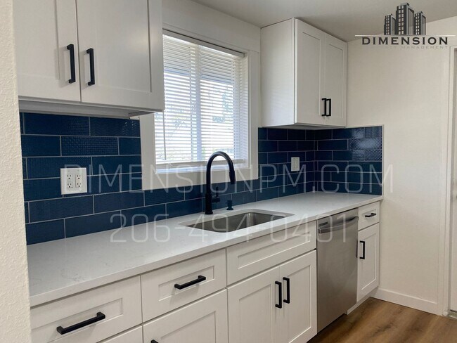 Building Photo - Remodeled Rambler with Basement in Auburn ...