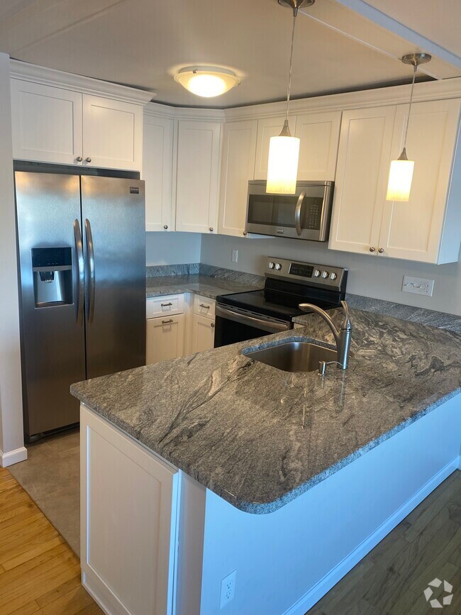 Apartments For Rent in Mystic, CT 13 Rentals