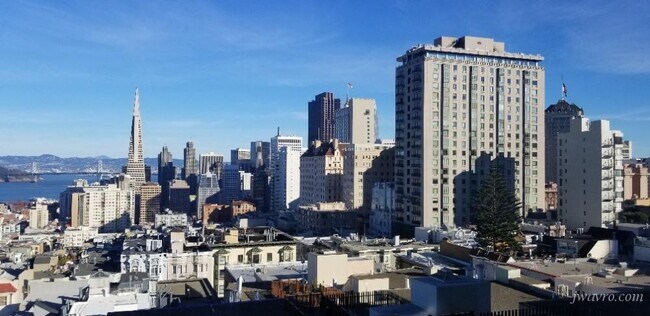 Foto del edificio - 1330 Jones St