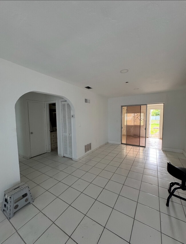 Building Photo - 17320 NW 47th Ave