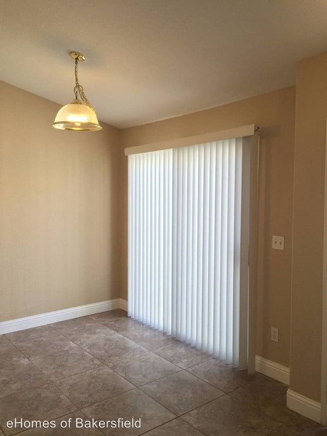 Building Photo - 8109 Pebble Cove Ct