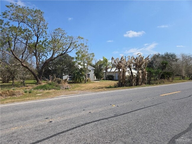 Building Photo - 19 Landrum Park Rd