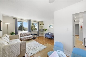 80 Princess St