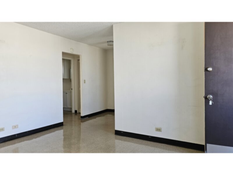 Foto del edificio - 1 bedroom, 1 bath, 1 parking near UH