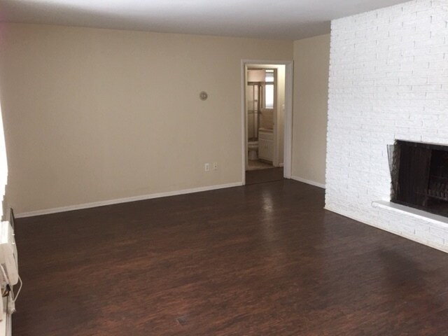 Building Photo - 3225 Clawson Ave / 2401-2403 W 13 Mile