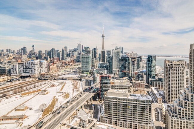 Building Photo - 219 Fort York Blvd