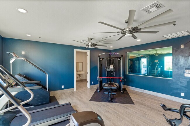Foto del edificio - 6612 W Paradise Ln
