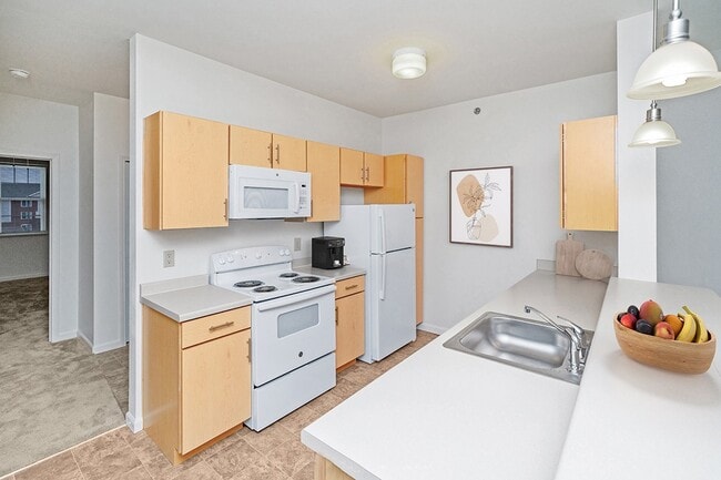 Building Photo - Limestone Creek Apartment Homes