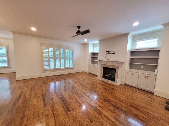 Foto del edificio - 2629 Apple Valley NE Rd