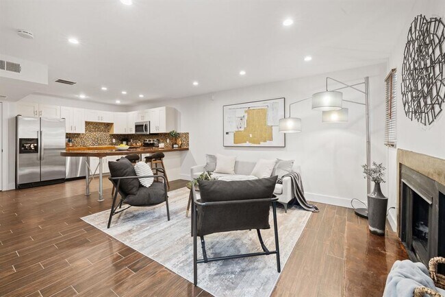 Foto del edificio - 1101 Shoal Creek Blvd