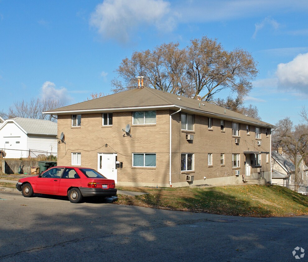 Primary Photo - 361 Sheridan Ave
