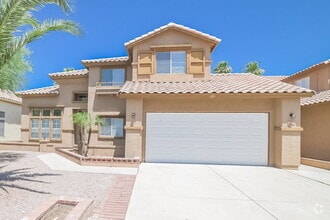 Building Photo - 907 N Red Rock St