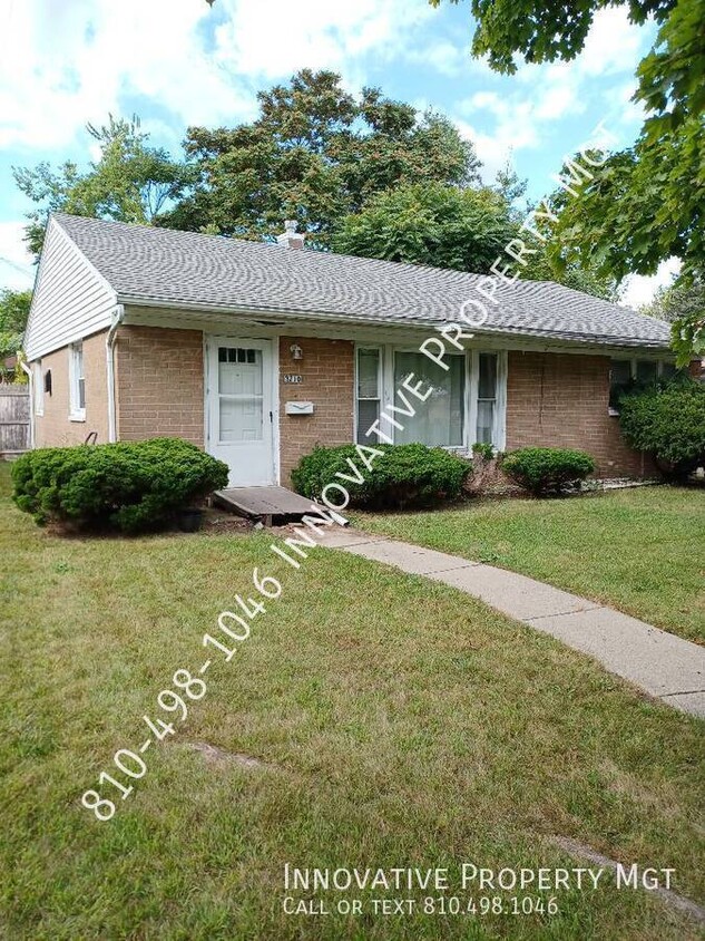 Foto principal - 3 bedroom brick ranch!