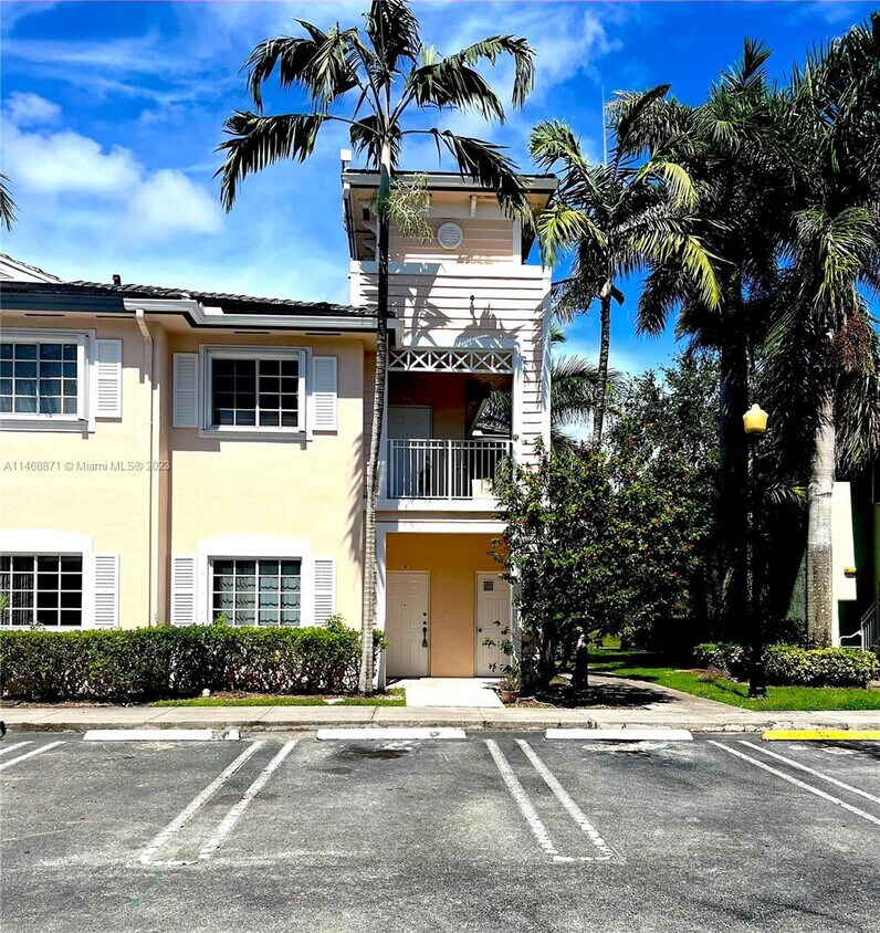 Primary Photo - 2665 NE 4th St
