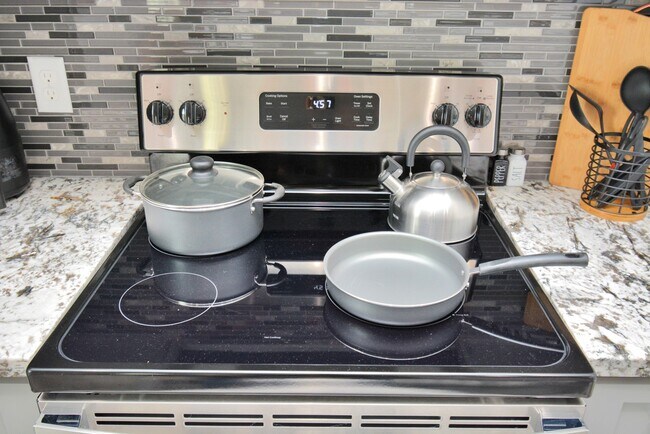 Foto del edificio - 7823 Gladstone St