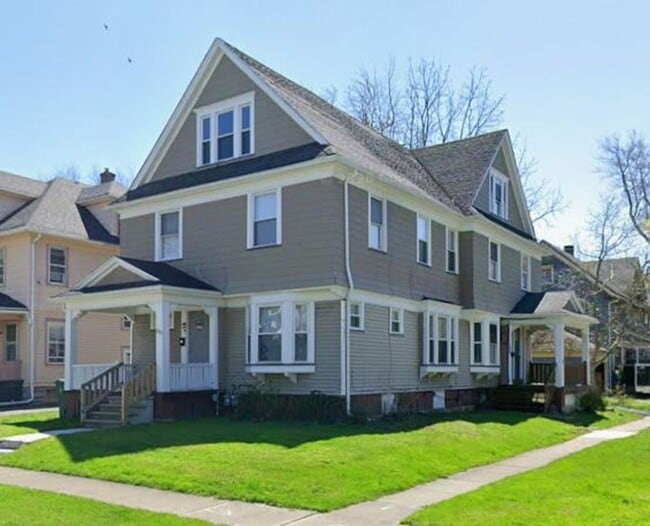 Foto del edificio - 201 Rosewood Terrace
