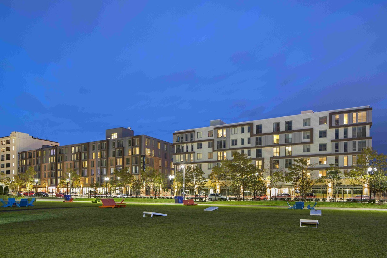 Flats on D Apartments in Boston, MA