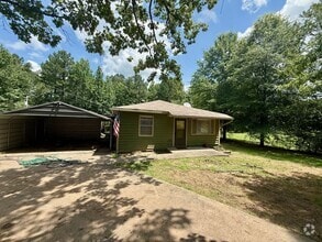 Building Photo - 5105 Lewis Ln
