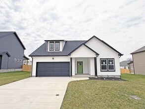 Building Photo - 190 Monaghan Dr