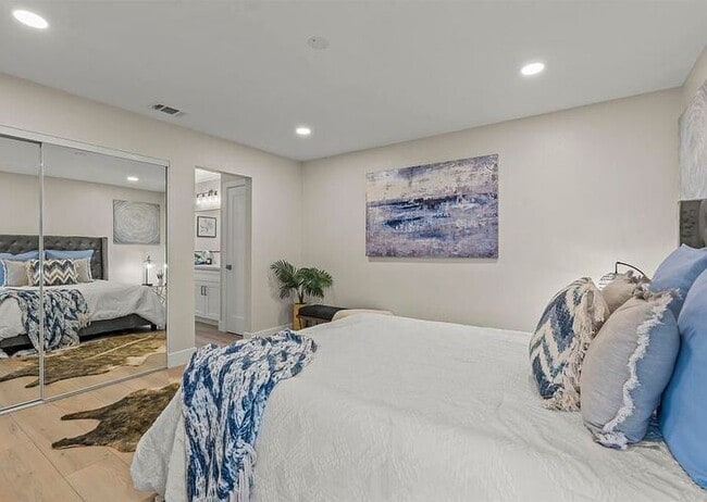 Building Photo - Get ready to fall head over heels for your...