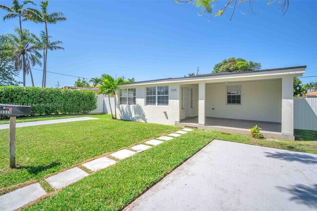 Foto del edificio - 3335 NW 19th St