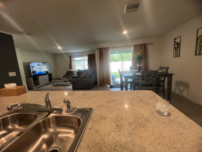 Building Photo - 8483 Clearway Dr