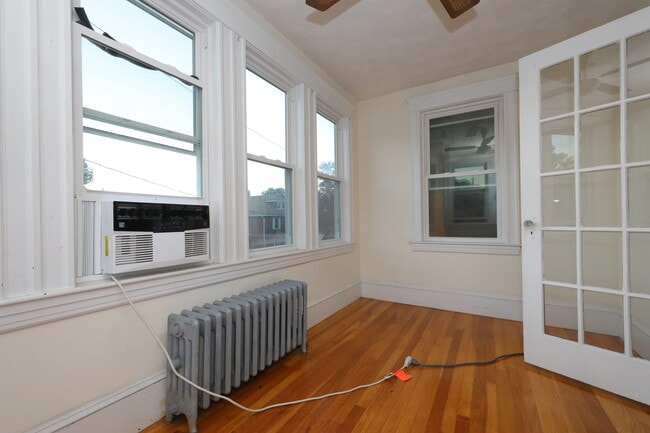 Building Photo - 63 Trowbridge St