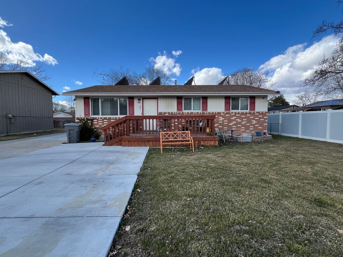 Primary Photo - Beautiful American Fork Basement Apartment...