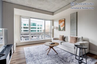 Building Photo - 101 Taylor Ave N