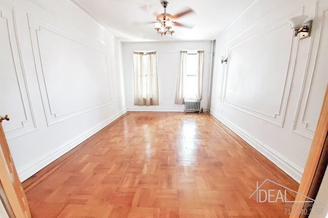 Foto del edificio - 614 40th Street #A8R