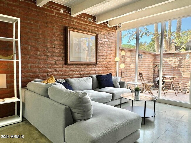 Foto del edificio - 3022 N 32nd St