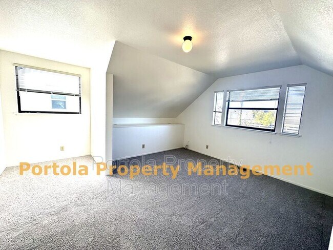 Building Photo - 209 Park Ave