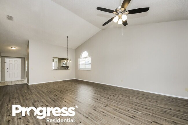 Building Photo - 2800 Falling Tree Cir