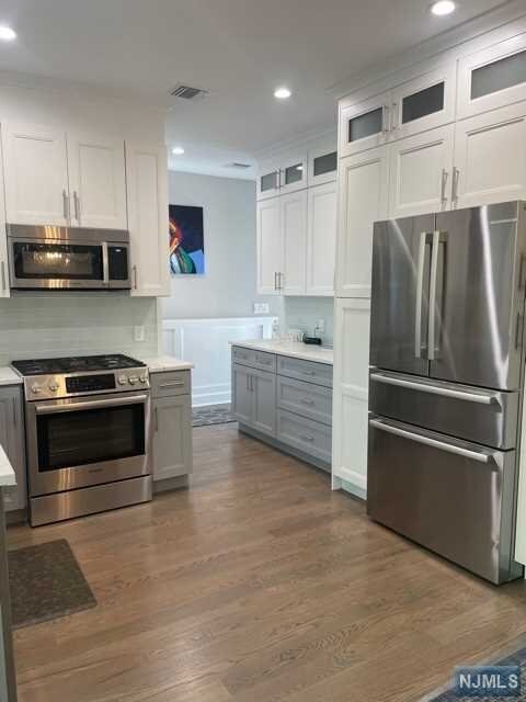 Foto del edificio - 555 Edgewater Ave