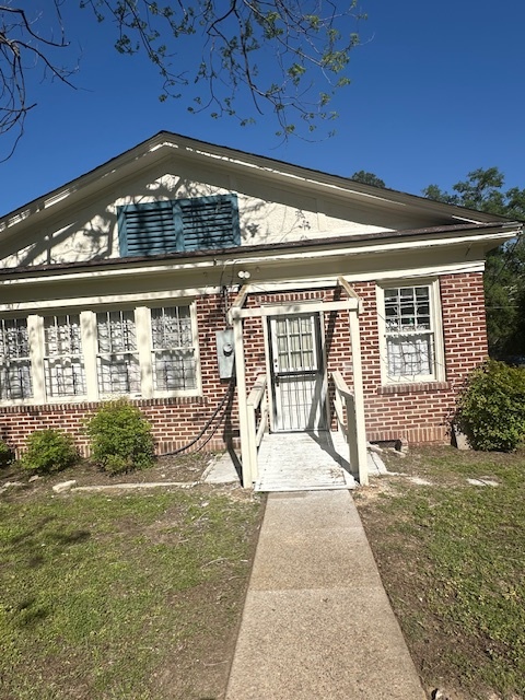 Building Photo - 641 Buena Vista Ave