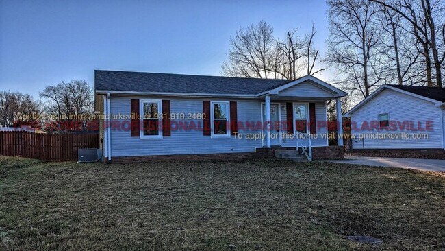 Building Photo - 557 Anita Dr