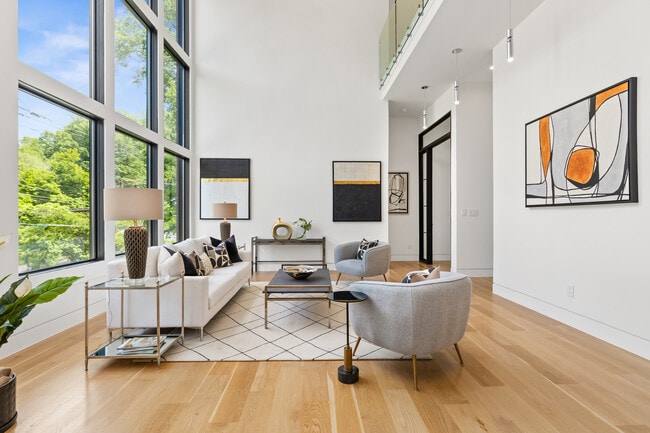 Photo - 3554 Military Rd House