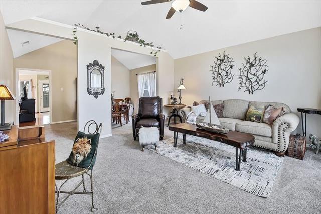 Foto del edificio - 6813 Hadley Dr